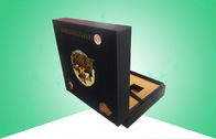 진짜 우단 주문 소매 포장 상자, 반점 UV 돋을새김으로 포장하는 선물 상자