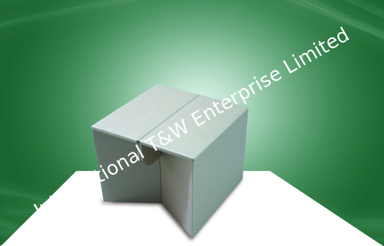 주문 UV/광택 있는/매트 박판을 가진 임시 골판지 앉는 의자 online manufacture