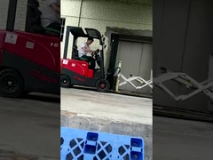 PDQ는 코스트코에 팔린 아이스크리드를 채우기 위한 탄탄한 스택업 카드보드 트레이